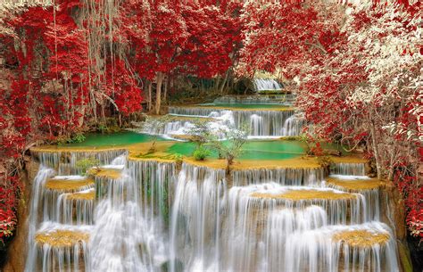 Tangjiahe Tiandong Waterfallı: Yüksekten Düşen Bir Mucize ve Doğanın Harikaları!